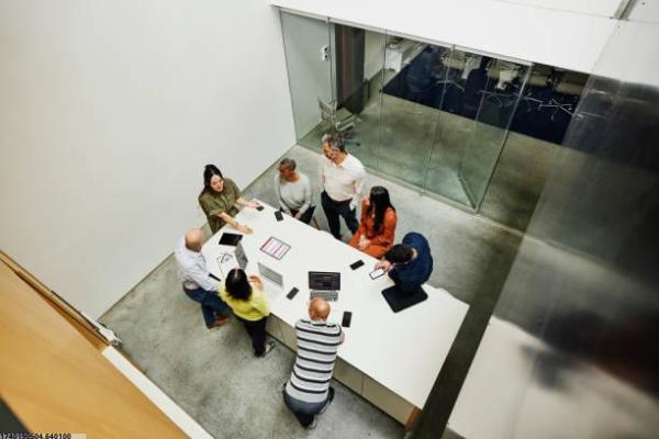 不同年龄层适合的高危体育项目